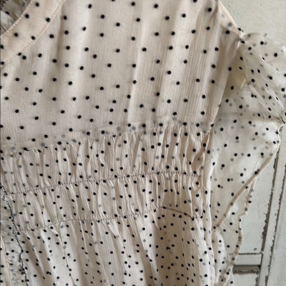 Sundance Cream Smocked Cap Sleeve Blouse - Picture 2 of 8